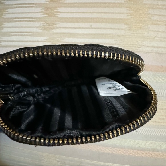 Victoria’s Secret Key Ring Pouch - Picture 3 of 3